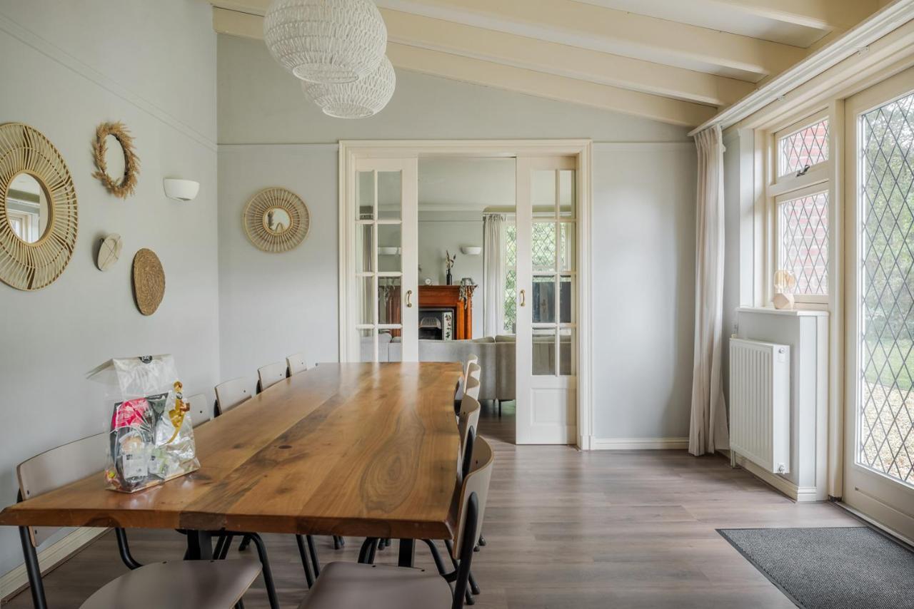 Beautiful English Villa With Hottub Zuidwolde  Zewnętrze zdjęcie
