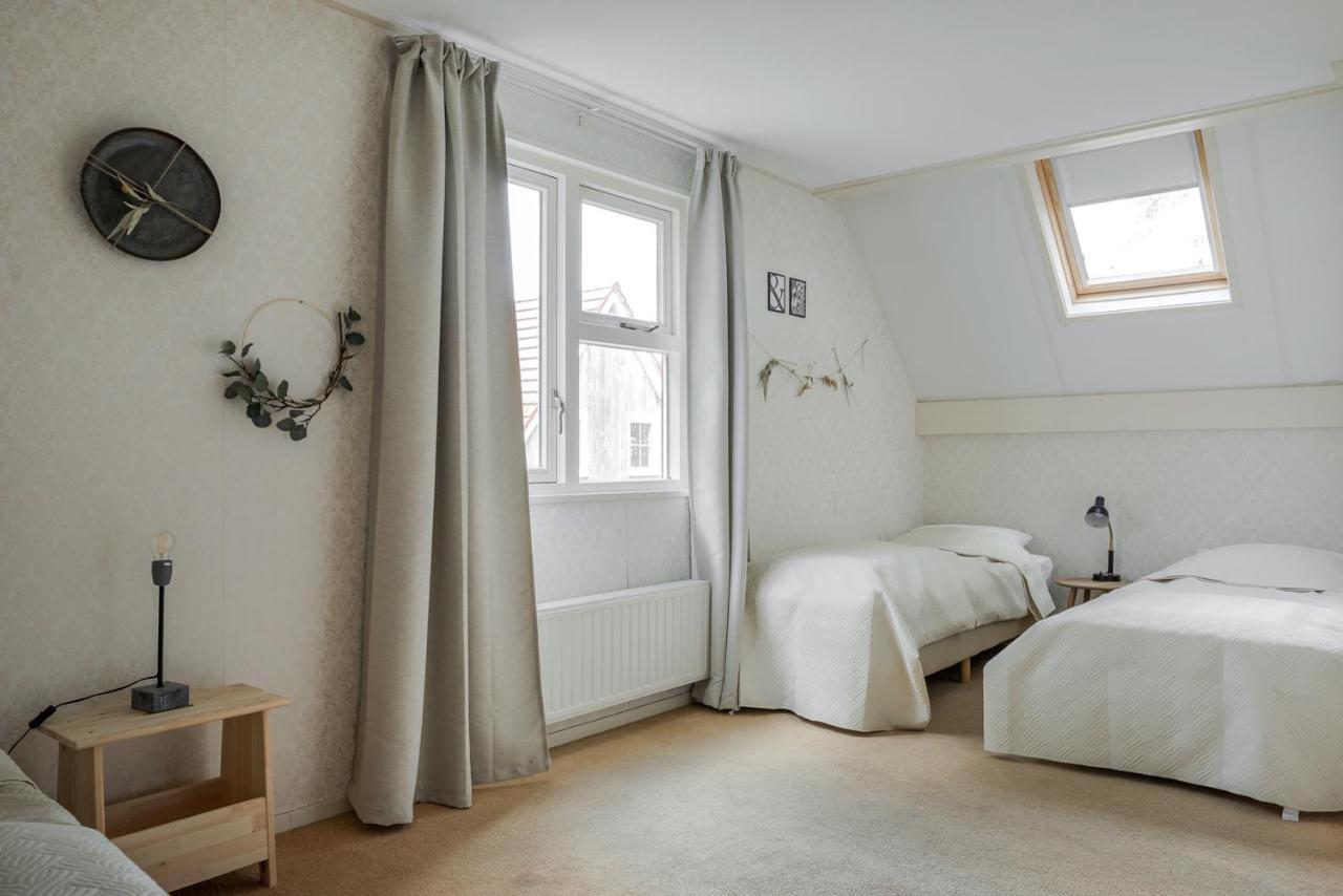Beautiful English Villa With Hottub Zuidwolde  Zewnętrze zdjęcie