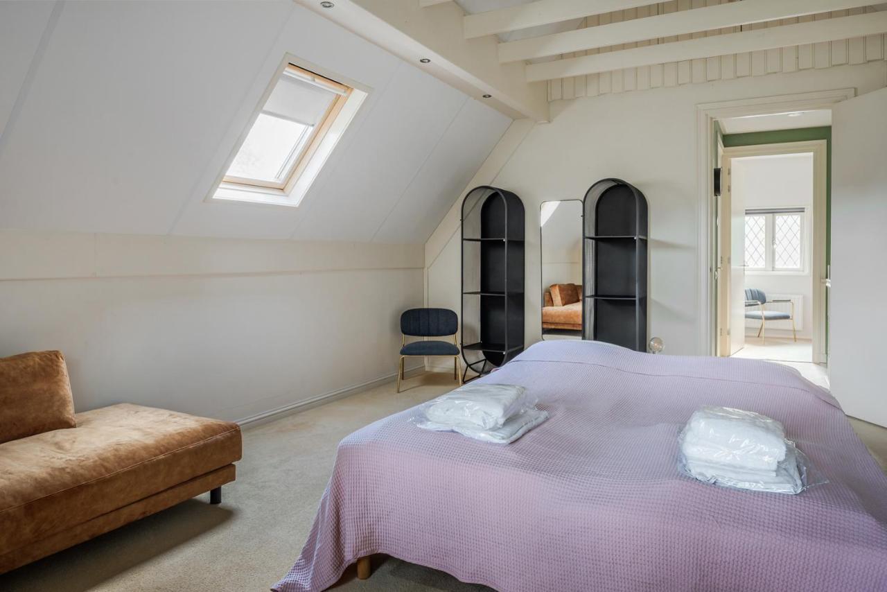 Beautiful English Villa With Hottub Zuidwolde  Zewnętrze zdjęcie